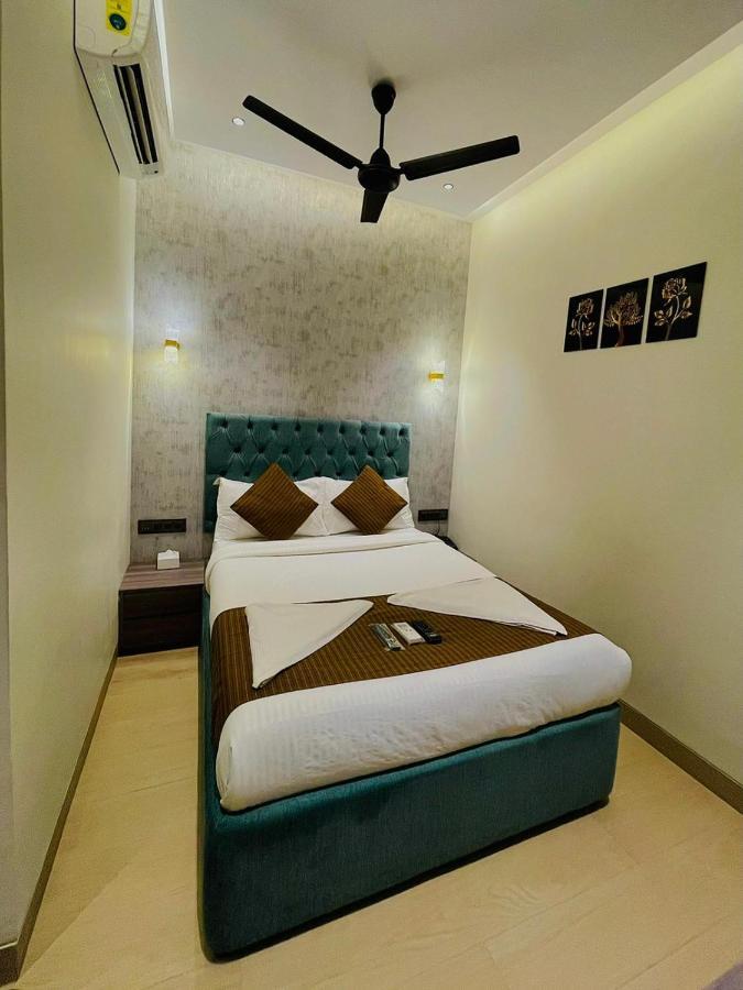 Hotel Lime Wood Bombay Esterno foto
