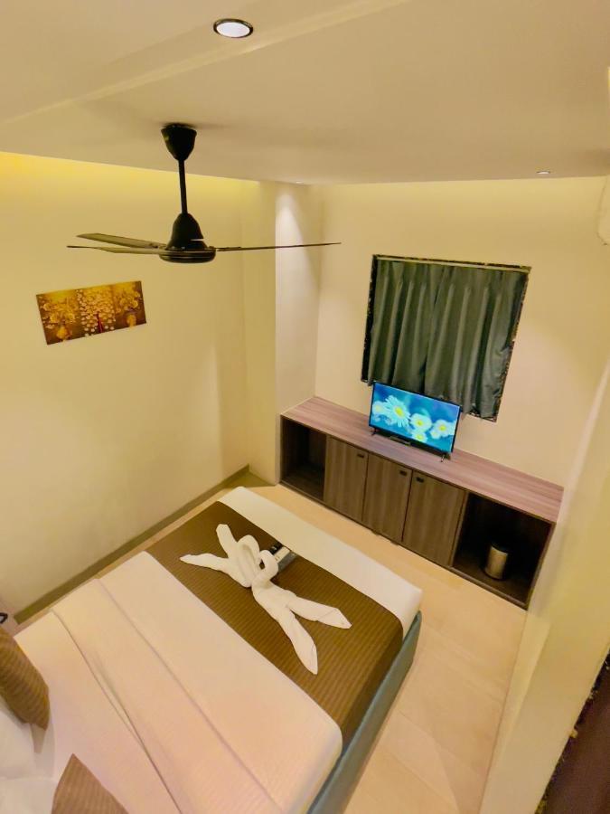 Hotel Lime Wood Bombay Esterno foto